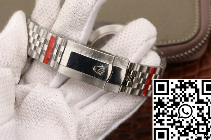 Rolex Factory Dial Diamond-set Datejust EW M126300 0118